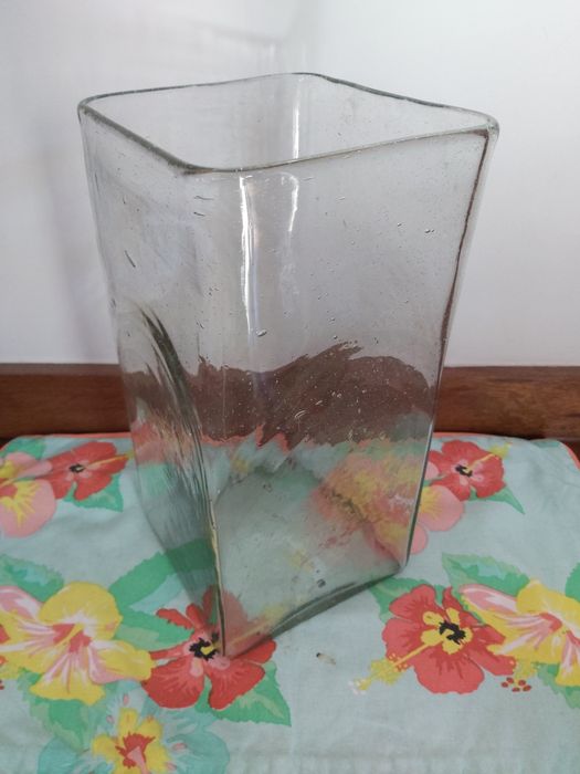 Vasos em vidro fosco