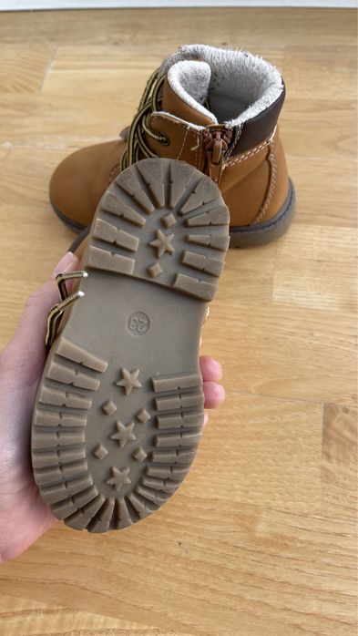 Демісезонні черевики на хлопчика 23р