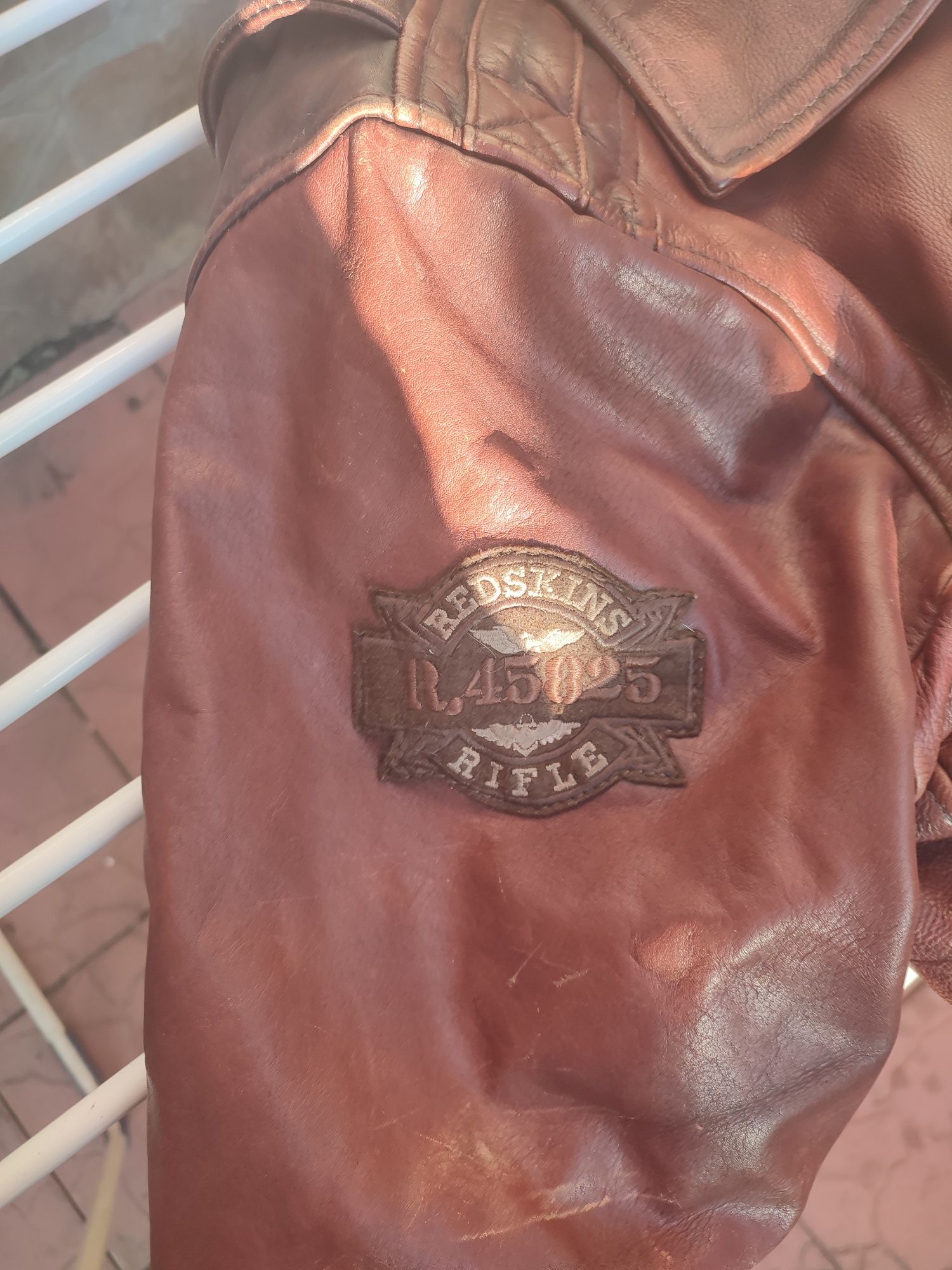 Кожаная куртка Redskins Commando