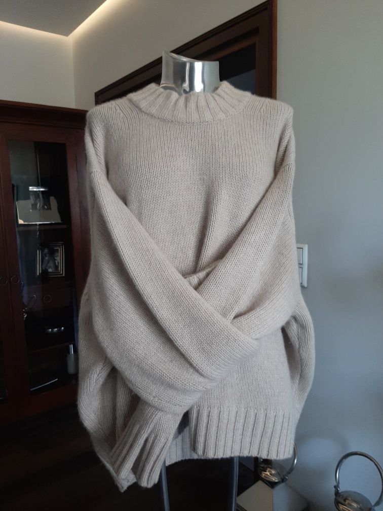 COS Nowy sweter 100% kaszmir