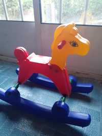Cavalo brinquedo