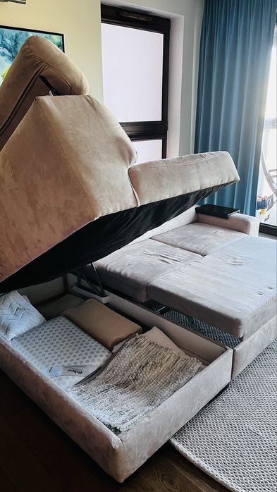 Narożnik z funkcją spania i pojemnikiem