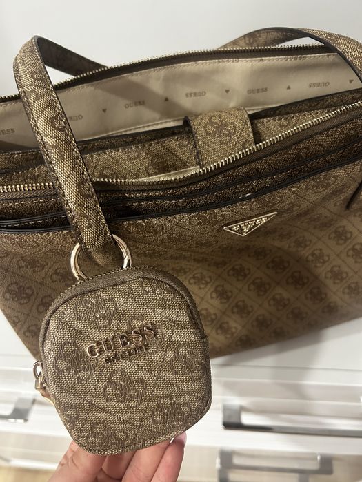 Torebka damska beżowa GUESS