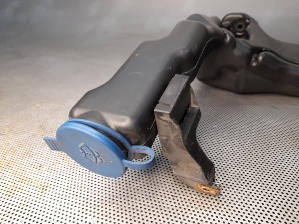 Reservatório / depósito água limpa vidros MERCEDES-BENZ Classe C (W204