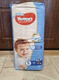 Підгузники huggies