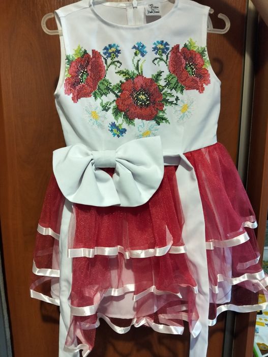 Продам сукню  вишиванку