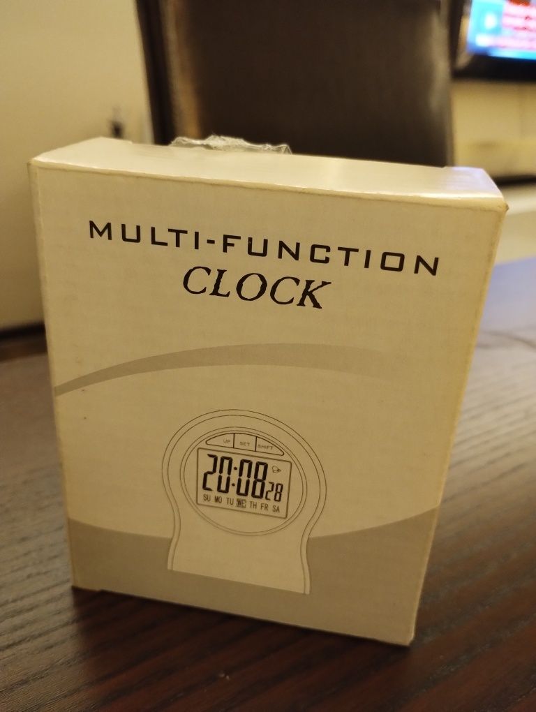Zegarek zegar stojący multi funktion clock. Bardzo ciekawy przeźroczys