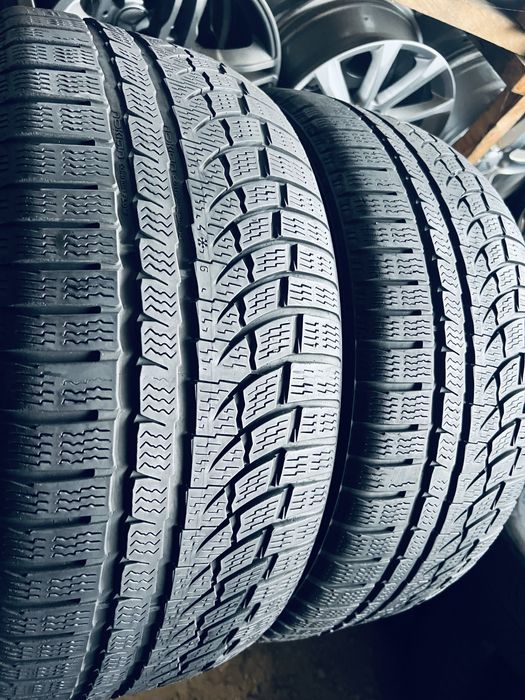 Шини Резина Зимові 23Рік 235 40 19 Nokian WR A4  2шт