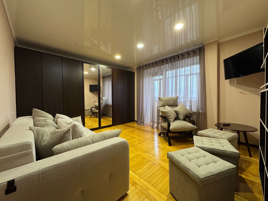 Купите однокомнатную квартиру на проспекте Мануйловський, Радистов