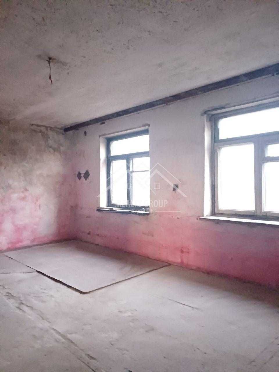 Продаж перспективного  маєтка з шикарним плануванням 5 кімн та гаражем
