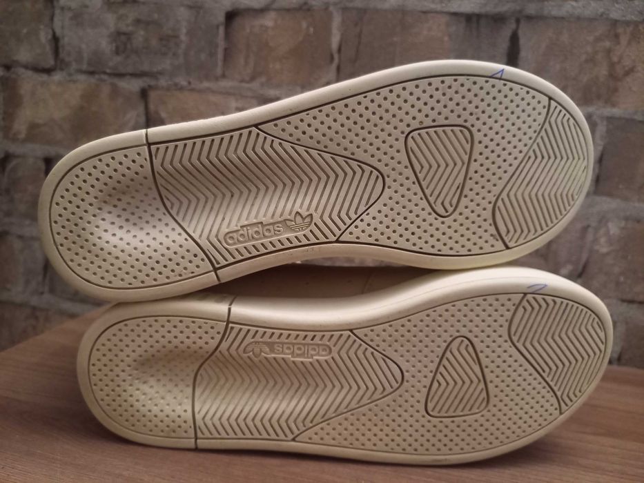 Высокие кроссовки,хайтопы Adidas Tubular Invader  размер 39