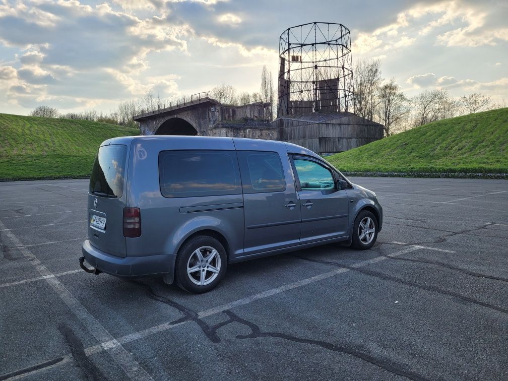 VW Caddy Maxi 2011 2.0tdi