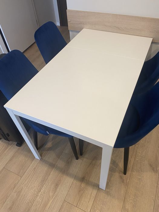 Stół rozkładany VIHALS IKEA stan idealny .