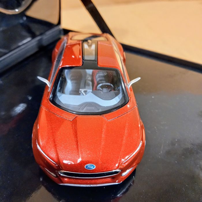 Ford EVOS concept, unikalna koncepcja Forda. Model kolekcjonerski.