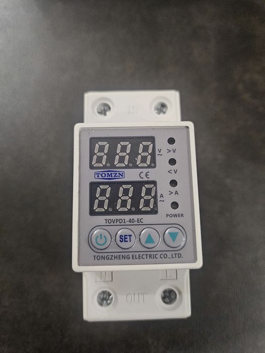 Реле напряжения  TOMZN 40A