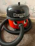 Пилосос  Henry і макіта