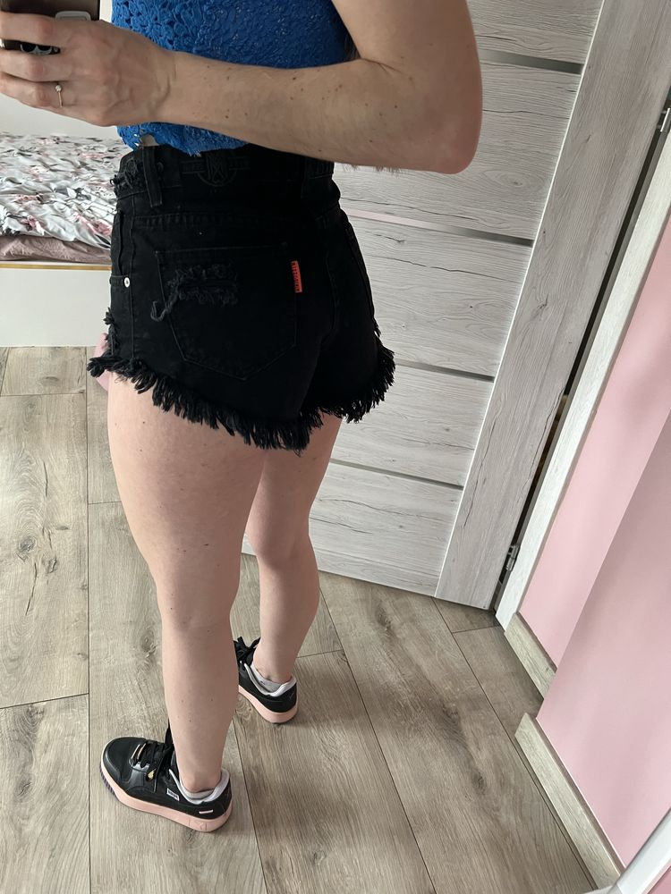 Spodenki szorty wysoki stan S Miss denim postrzepione 100% bawelna
