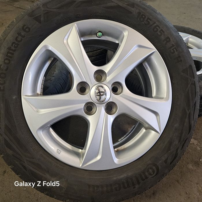 Koła letnie 185/65/15 Toyota Yaris IV 5x100 TPMS 2021r 6mm-5mm ET45