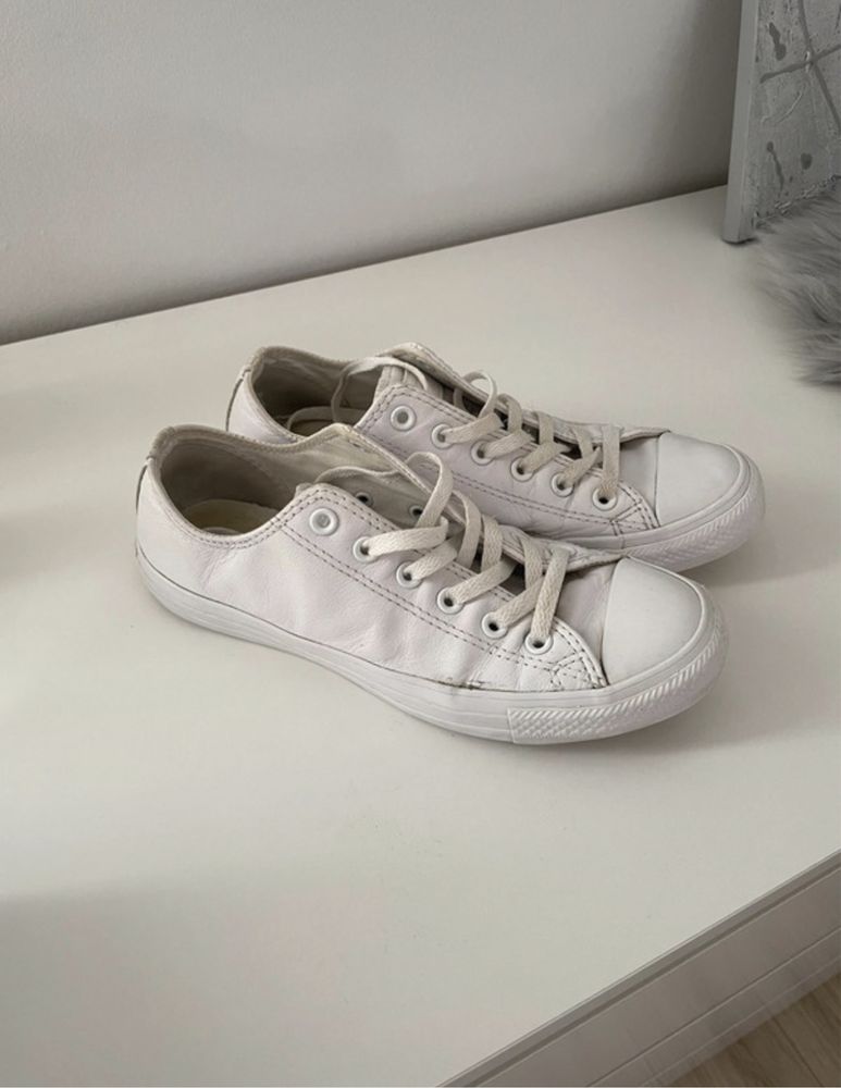 Białe trampki Converse , niskie, rozmiar 39,5