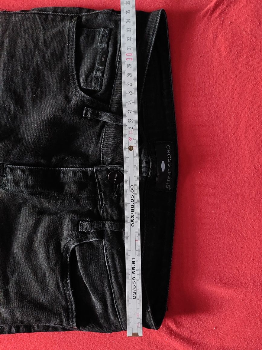 Czarne jeansy CROSS JEANS roz. W28 L30