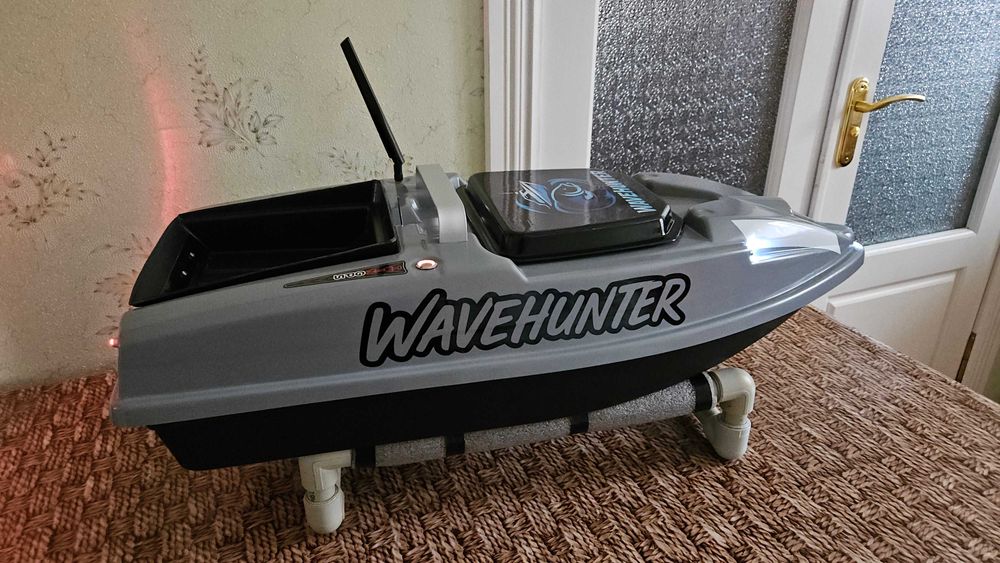 Карповый кораблик WaveHunter