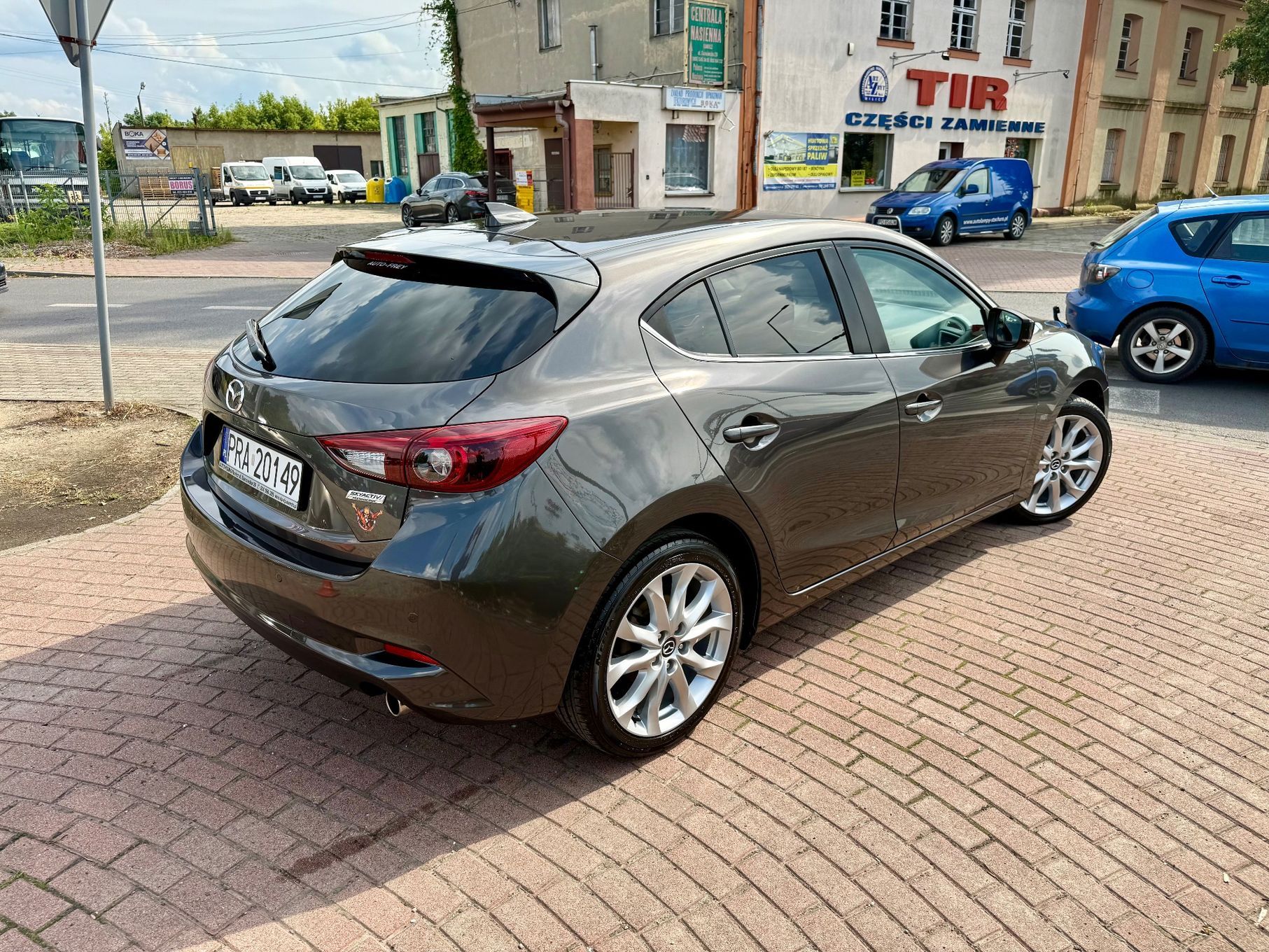 Mazda 3 2.0 i NAVI Full led 78.000 km !!