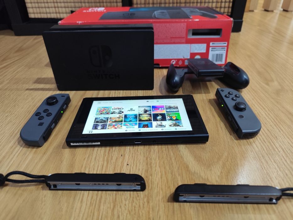 Nintendo switch  desbloqueada e com muitos jogos instalados