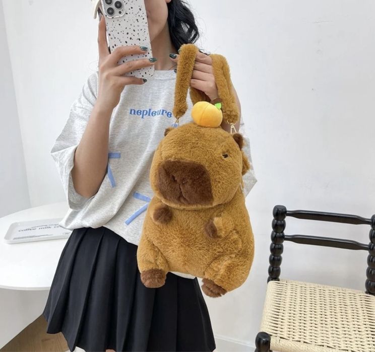 Рюкзак дитячий мʼяка іграшка Капібара 35 см  мягкая игрушка Капибара