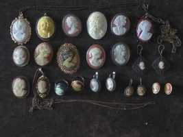Коллекция старинных Камей