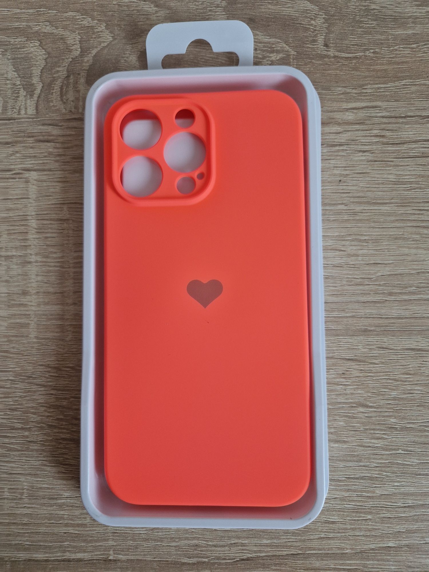 Etui Vennus Silicone Heart Case do Iphone 14 Pro Max wzór 1 koralowy