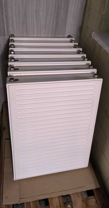 Grzejniki płytowe 60 x 80 białe 7 sztuk