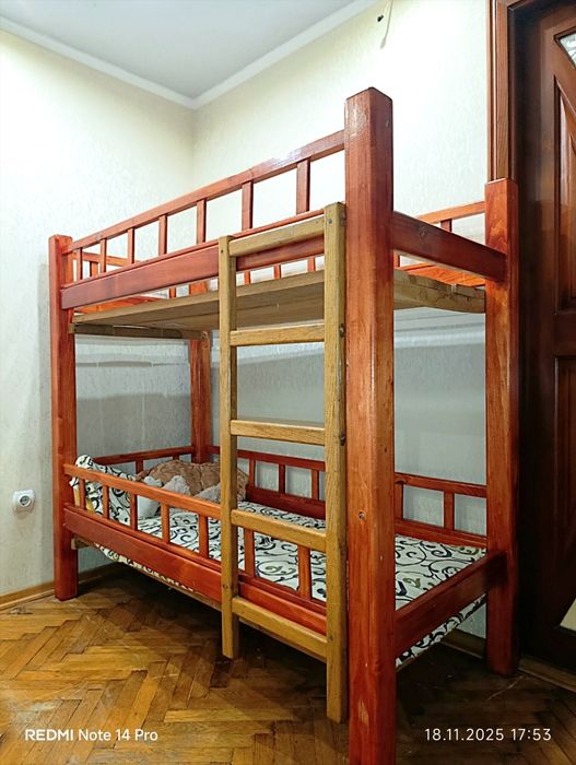 Продам дворівневе ліжко