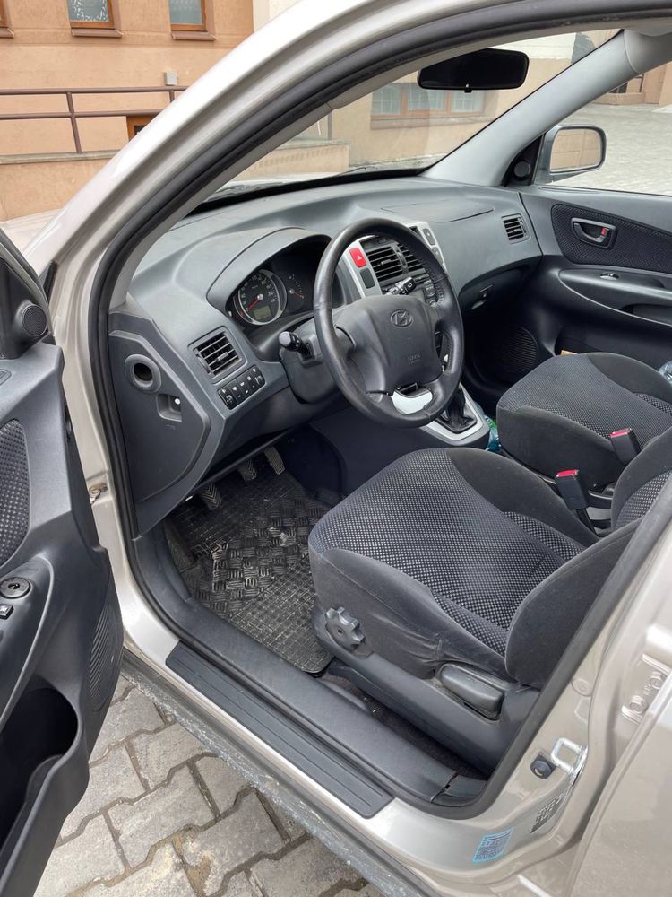 Hyundai Tucson 2008 механіка