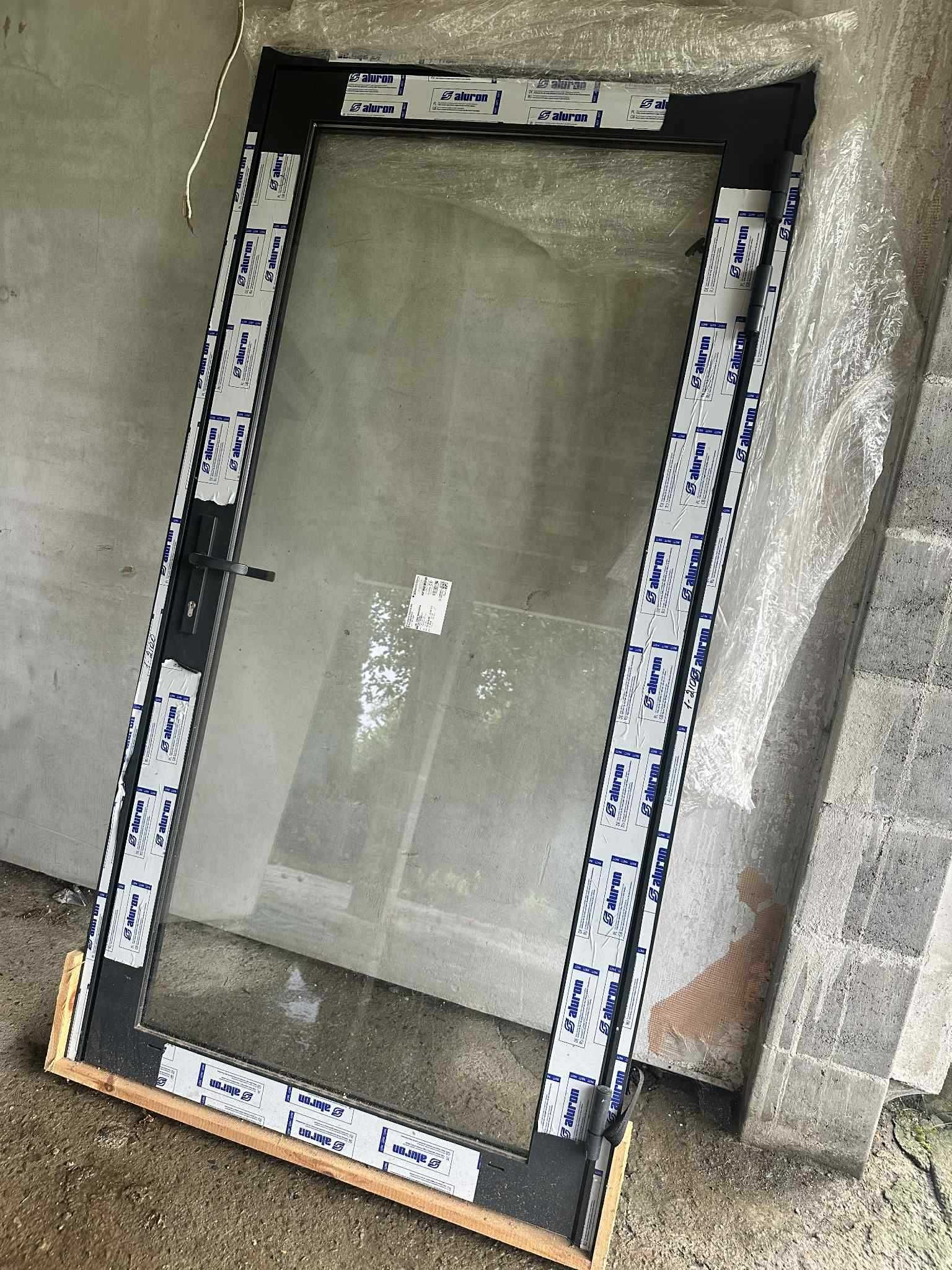 Drzwi aluminiowe jednoskrzydłowe 1100 x 2100