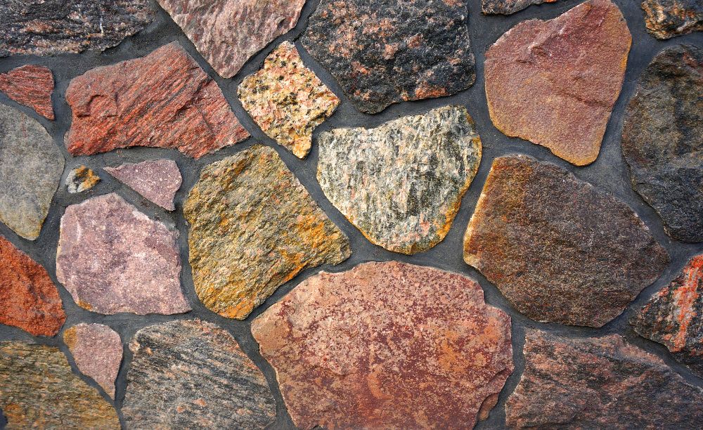 Kamień elewacyjny. Kamień łupany. Granit