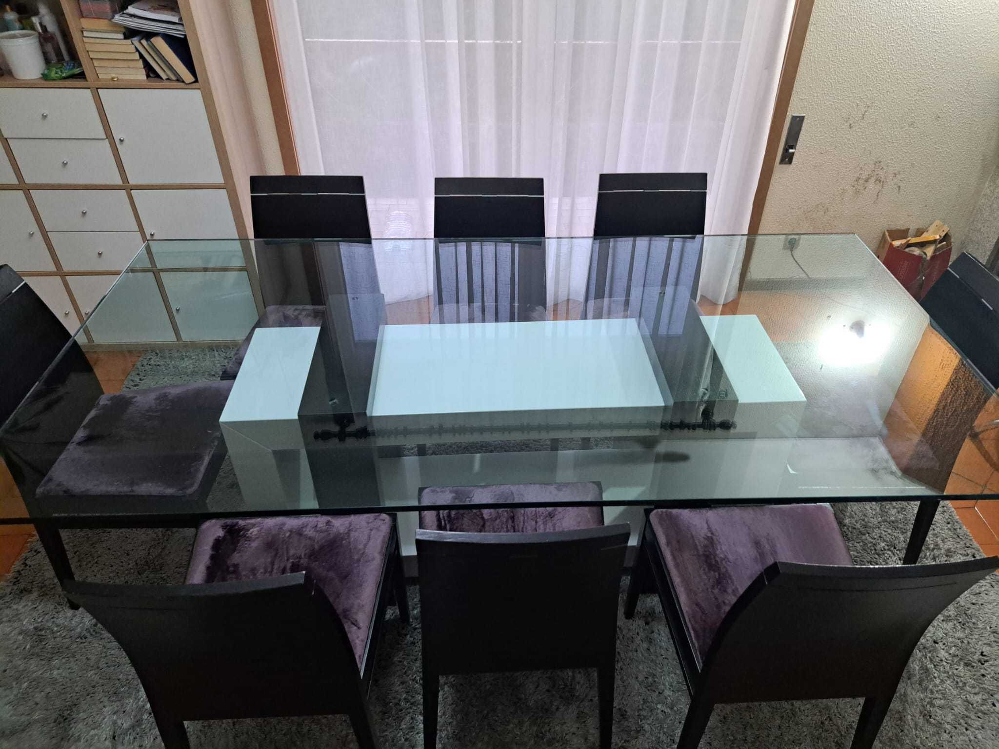 Mesa sala jantar + 8 cadeiras