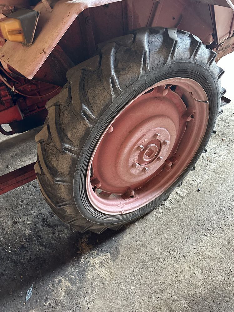 Продам Т-16 в дуже гарному стані з причіпом