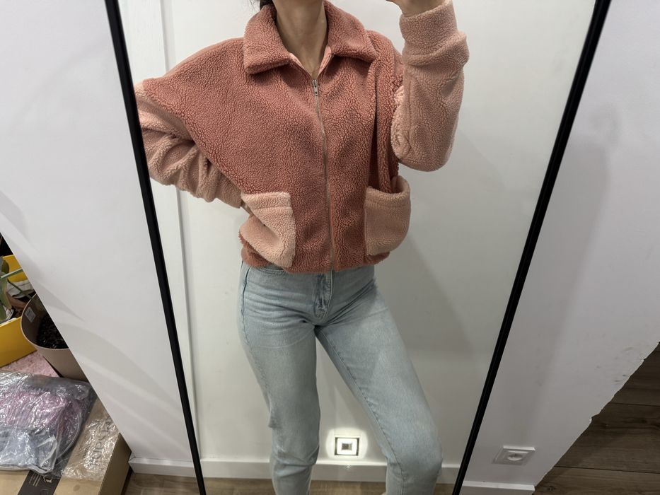 Kurtka bomberka miś baranek in the style