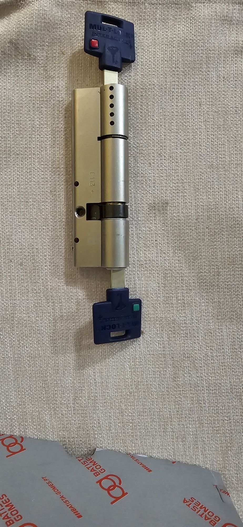 Cilindo europeu Mul-T-Lock interactive +