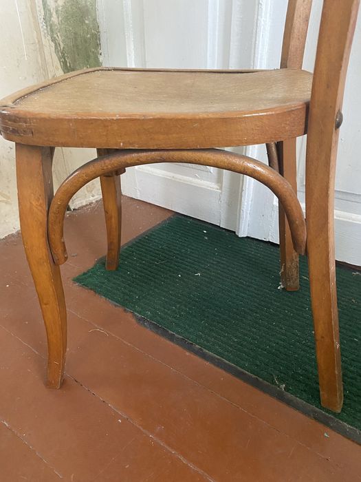 Ретро стілець