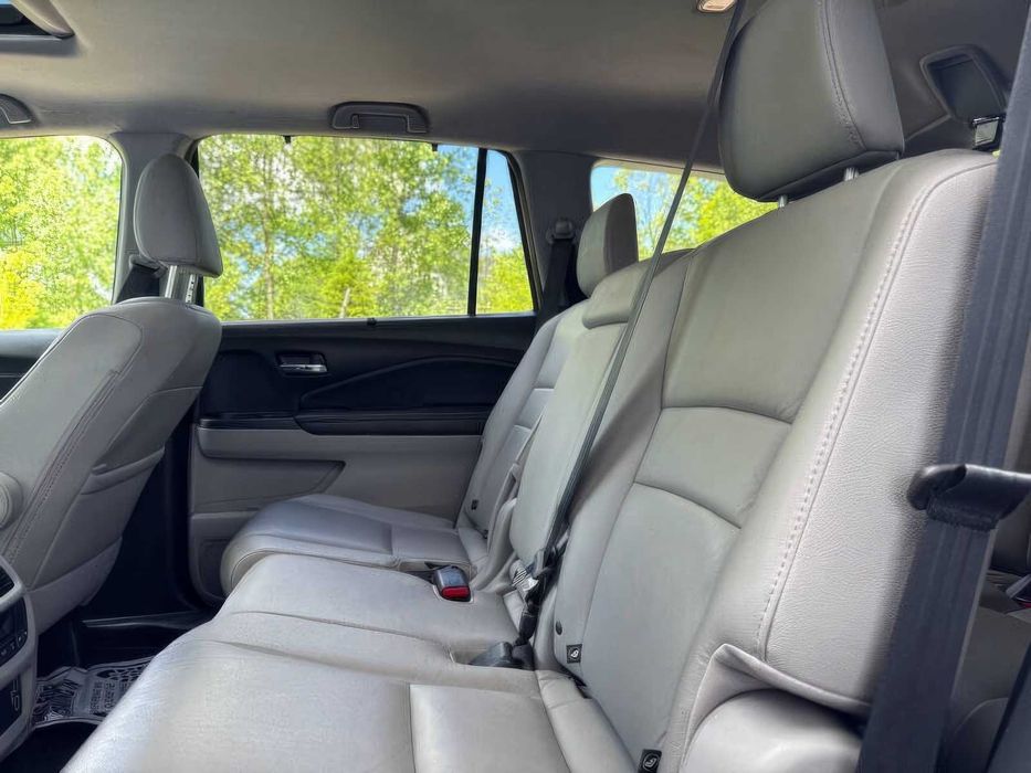 Honda Pilot EX-L      2020