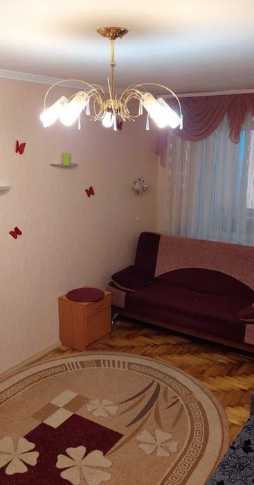 Оренда однокімнатної квартири у Дніпровському р-ні (Зестафонська 4а)