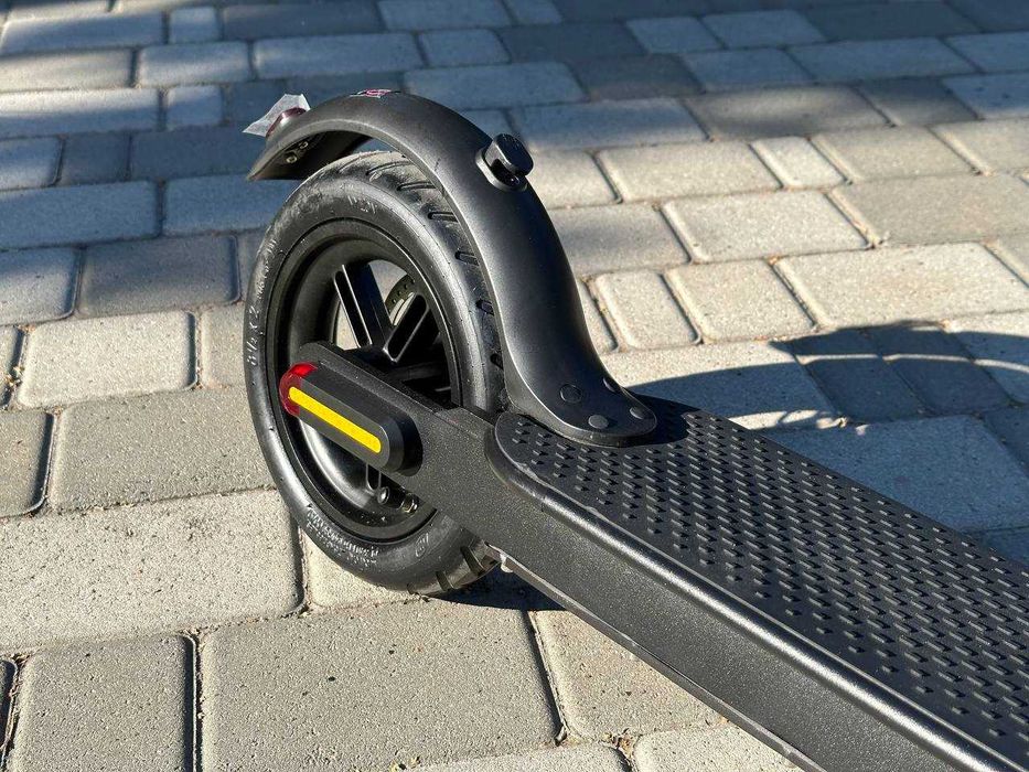 X-BOOST 008 | до 25 км/год | Електросамокат для міста, підлітковий