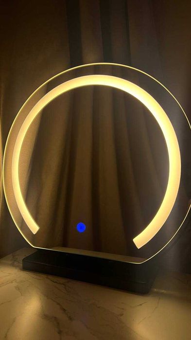 Дзеркало LED для макіяжу