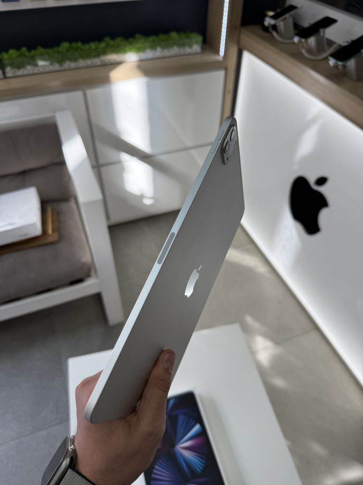 Б/у iPad Pro 11’ M1 128Gb Silver wifi