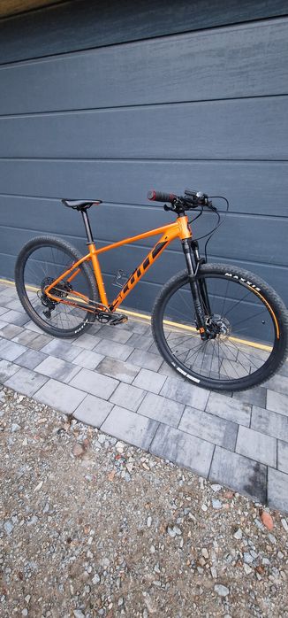 SCOTT  scale 970