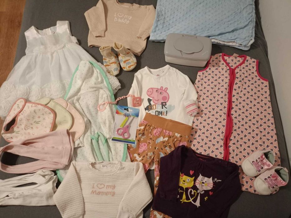 Zestaw dla dziecka , kocyk ubranka sukienka śpiworek bluzy