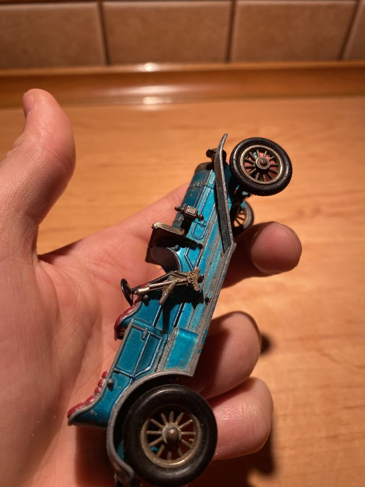 Stare kolekcjonerskie autko Matchbox Models of Yesteryear