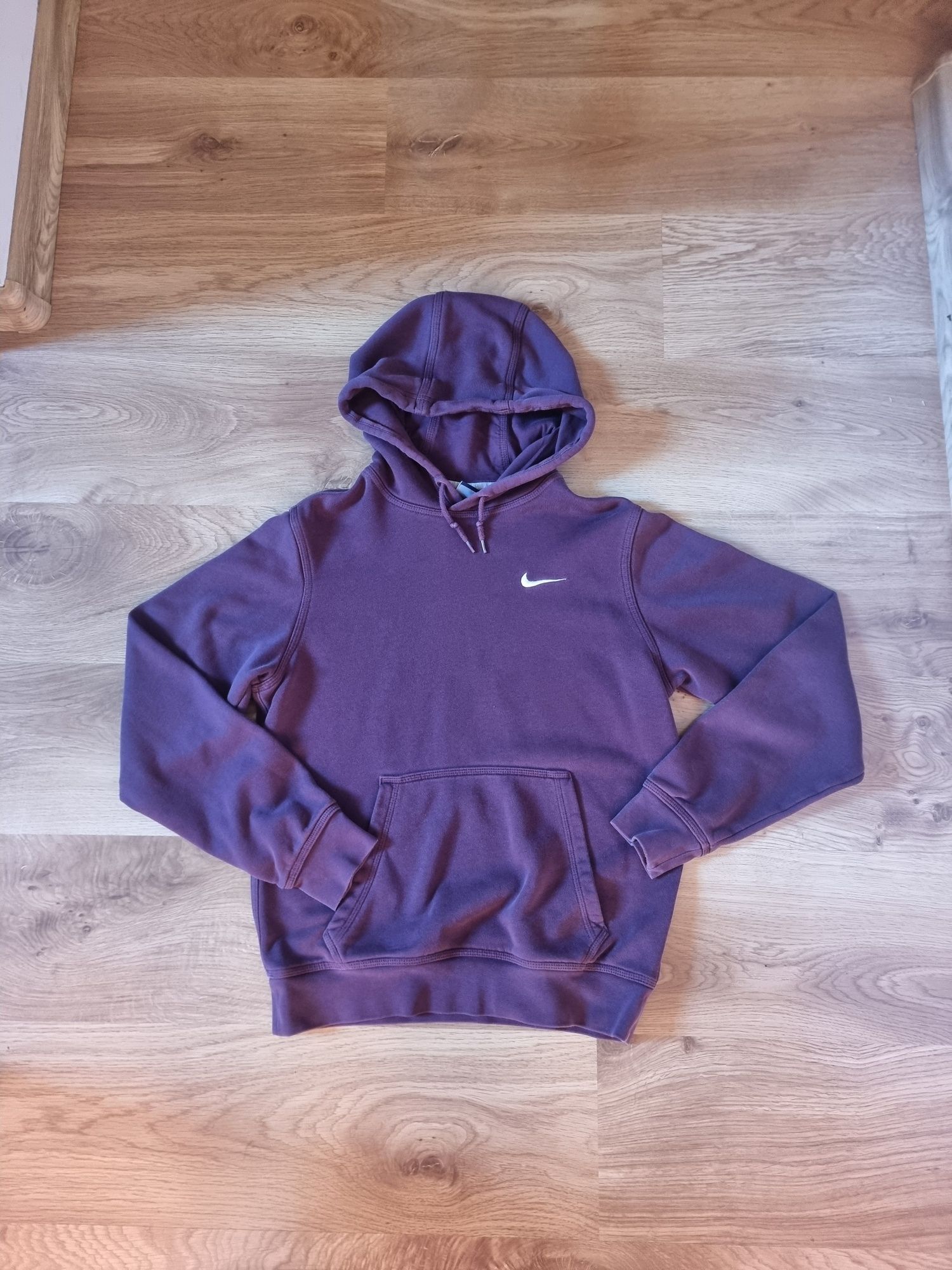 Bluza nike z kapturem bordowy/burakowy kolor r.S