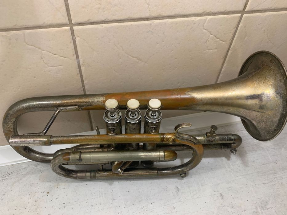 Trąbka kornet ROSEHILL  futerał